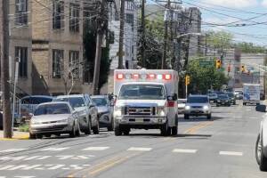 Arrestan a tres adolescentes en conexión con ataque con ácido a seis mujeres en Jersey City.