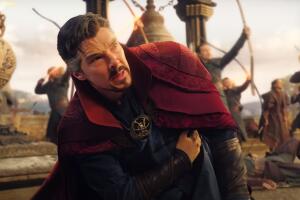 Doctor Strange in the Multiverse of Madness con Charlize Theron.jpg