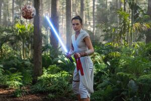Daisy Ridley Star Wars The Rise of Skywalker 2019 Grosby.jpg