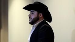 Así fue como el cantante de corridos Gerardo Ortiz aceptó una riesgosa cooperación con el FBI  