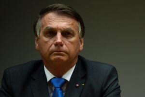 Bolsonaro Meets Minister Guedes Amid Economic Turmoil On Spending Cap Rule And To Dismiss Rumors of Resignation