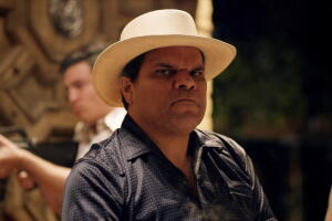 Luis Guzmán es Gacha