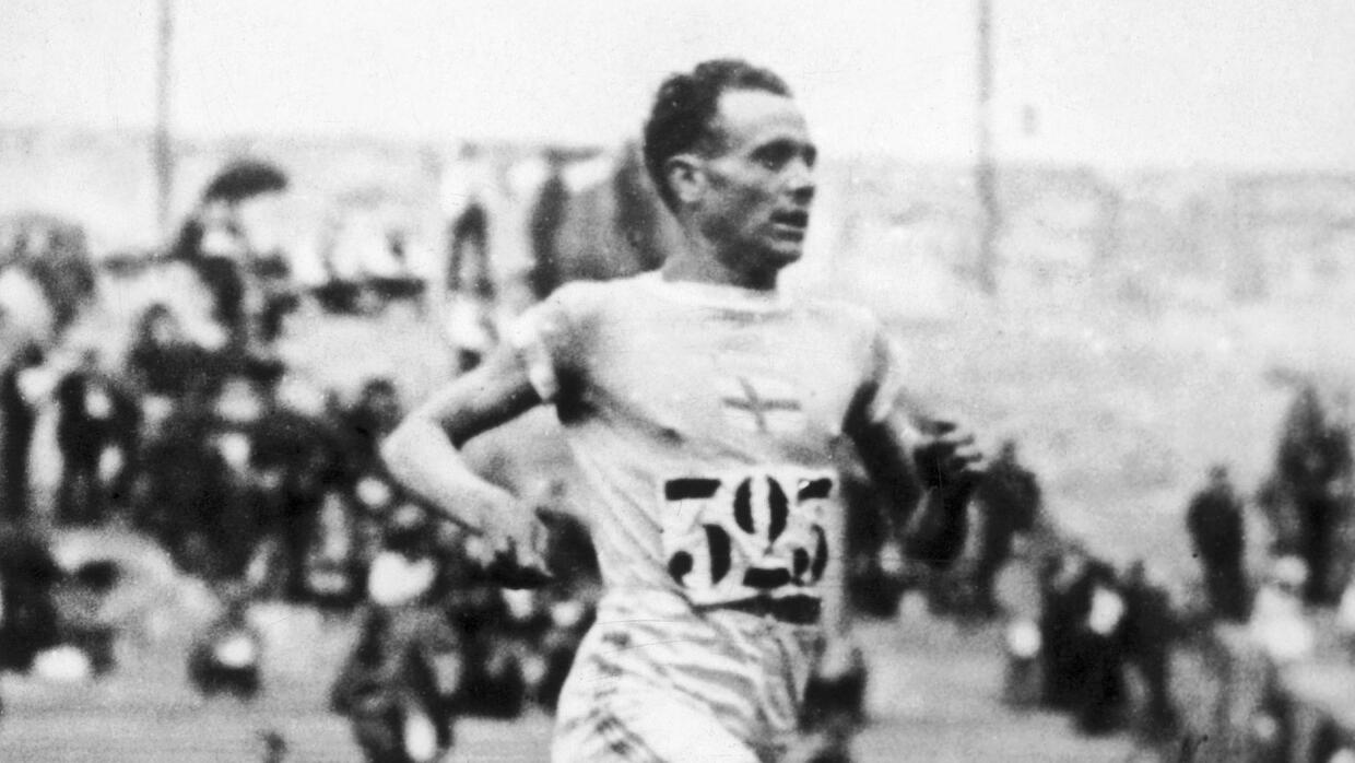 A casi 100 años Paavo Nurmi sigue siendo el rey del atletismo de fondo |  Deportes Más Deportes | TUDN Univision