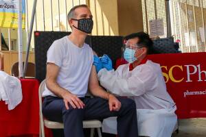 Eric Garcetti Vacuna Influenza
