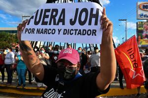 HONDURAS protestors call for Hernandez to leave