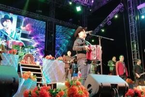 ALFREDO OLIVAS 2.jpg