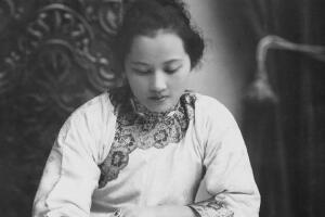 Cautivadoras-y-sensuales-mujeres-de-la-historia-mundial-8.jpg