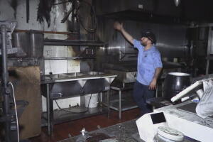 Llegaron y encontraron un incendio: trabajadores de Tacos La Villa dan su testimonio