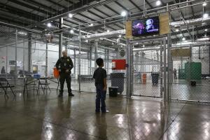 Niños inmigrantes detenidos 2014 en McCallen