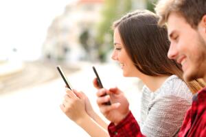 pareja-redes-sociales_2.jpg