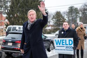 Bill Weld, el único candidato republicano que se enfrenta a Trump.