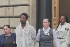 Arrestan a sospechoso de violación y robo contra mujer de 36 años en el Bronx