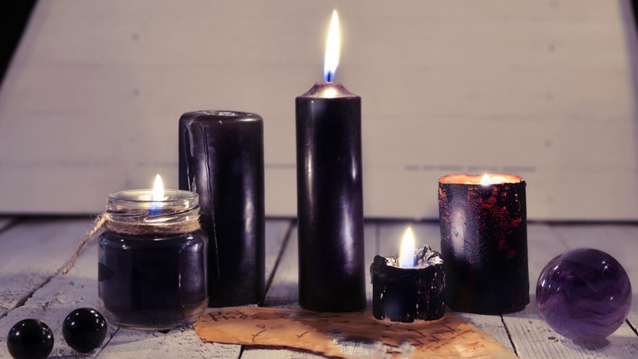 El Significado De Las Velas Negras Horóscopos Univision