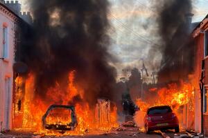 Protestas en UK incendios