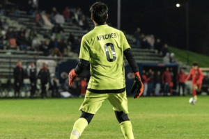 Uriel Velasquez era portero en el equipo de fútbol de Apaches de Sanger High School.