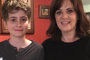 Erika Buenfil y su hijo Nicolás