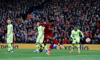De hecho, fue Liverpool el que anotó al minuto 34 del segundo tiempo el 4-0 en un tiro de esquina en el que Barcelona se distrajo y a placer marcó Divock Origi.