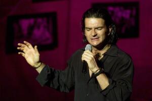 ricardo_arjona-_cantante-_romantico.jpg
