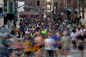 Colombiano en silla de ruedas gana por tercera vez el maratón de Los Ángeles, en su edición 40