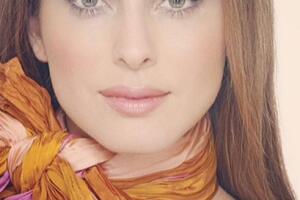 Danna Garcia Me Pongo de Pie Conductora