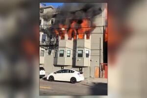 incendio en oakland.jpg