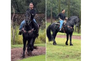 Nodal aprende a montar a caballo.