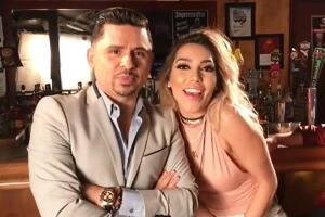 Frida Sofía y Larry Hernández