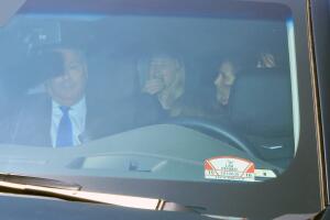 Amber Heard llorando