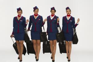 Duelo de bellezas: ¿cuál azafata de La piloto te conquistó más?