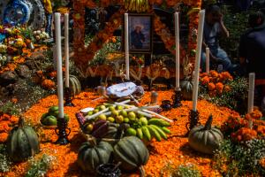 Día de muertos, ofrenda, México