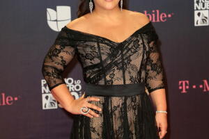 ANGELICAVALEpln30-1.JPG