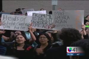 Juez de San Antonio genera controversia al hablar de Trump en una ceremonia de ciudadanía