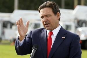 DeSantis ordenó izar la bandera a toda asta por la inauguración de Trump, suspendiendo temporalmente el luto nacional por Jimmy Carter.