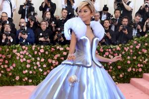 zendaya-met-gala-2018-vestido-cenicienta.jpg
