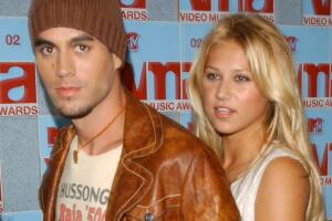 Enrique Iglesias y Anna Kournikova ya son padres de gemelos