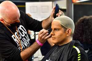 Rocco Donna transforma a Manny Cruz en David Bisbal.jpg