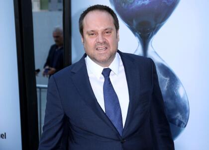 <b>Puesto 6. Jeff Skoll, más de 100 millones de dólares.</b> El empresario tecnológico y productor cinematográfico de Seattle, Washington, ha hecho aportes para la realización de pruebas de covid-19, localización de contactos y ayuda a países en desarrollo. Las donaciones que ha realizado corresponden al <b>1,92%</b> de su fortuna total.