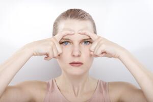 yoga-facial-1-484847767.jpg