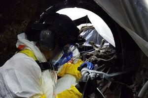 Adentro del submarino Hunley, hundido en 1864 y abierto por primera vez 