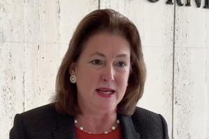 Kim Ogg, fiscal del condado Harris, da positivo por covid-19 en Houston