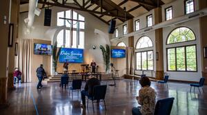 Iglesias de California podrán dar misa tras fallo de la Corte Suprema