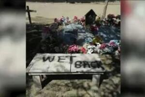 Vandalizan tumbas de inmigrantes latinos en un cementerio de Arizona