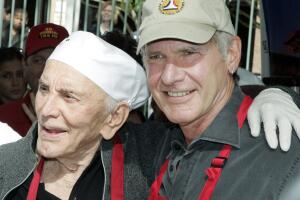 Kirk Douglas, Harrison Ford