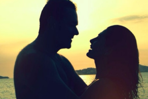 Mayrín Villanueva y Eduardo Santamarina 