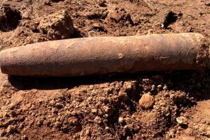 Desentierran bomba de más de 50 años de antigüedad en terminal de trenes de Roseville