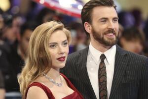 Scarlett Johansson y Chris Evans.jpg