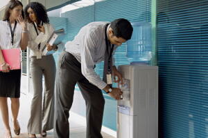 10 gafes no trabalho que você comete sem perceber