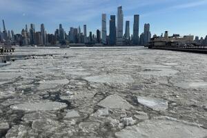 Expertos advierten que el hielo podría permanecer durante varios días.