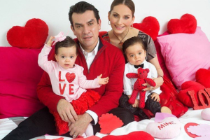 Elizabeth Álvarez y Jorge Salinas hijos