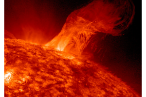 erupcion-solar (1).png